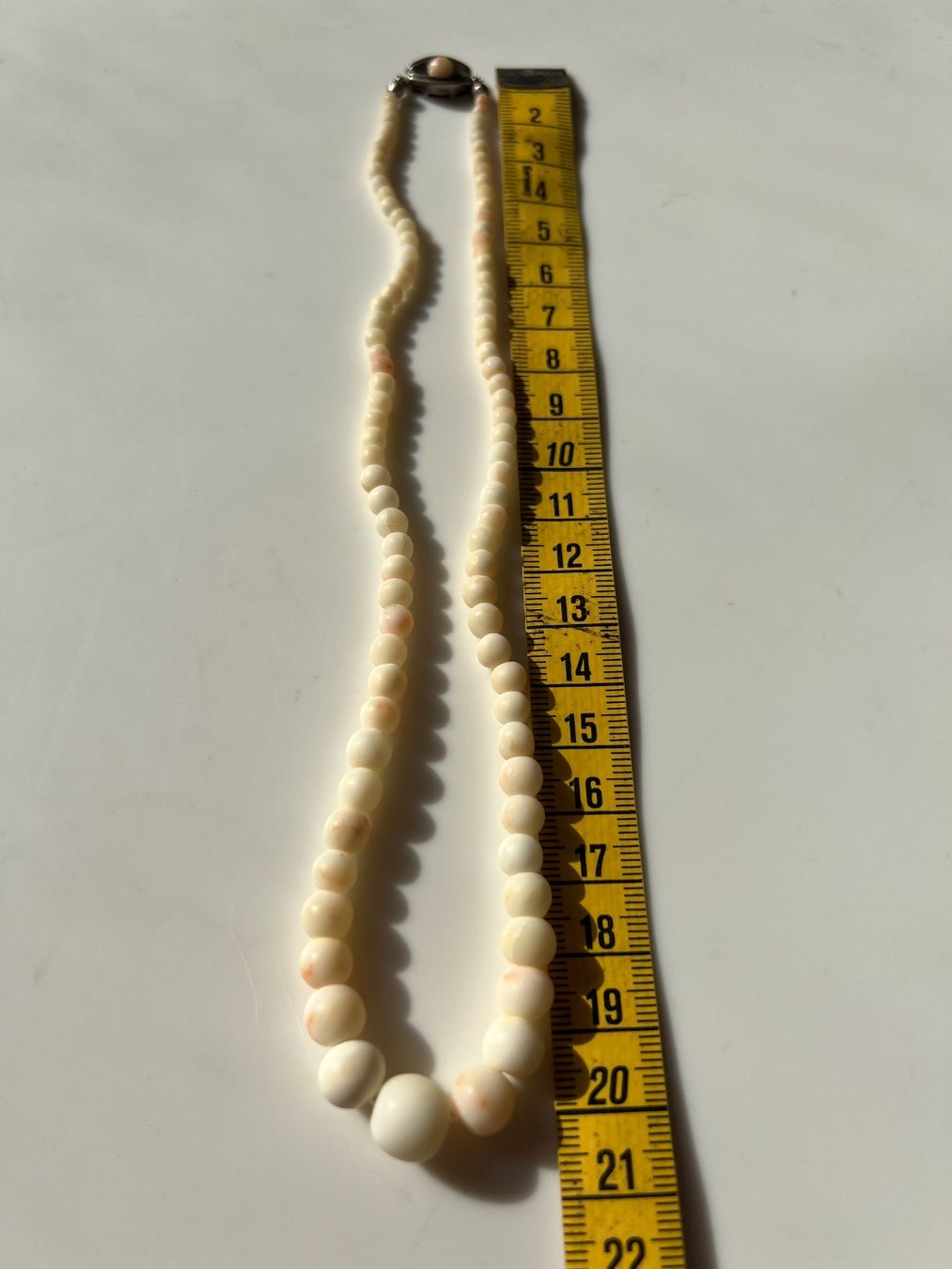 Catenine: Engelshautkorallen kette – Usato da Lengnau BE venduto da Luan2014 1