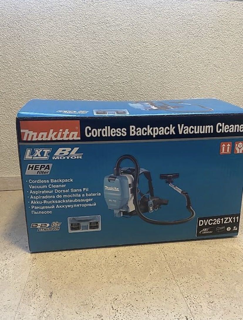 Makita Staubsauger & Zubehör: Akku Staubsauger – Neu und originalverpackt aus Alpnach Dorf von fel_6dtr