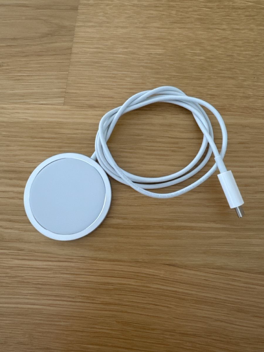 Apple Caricabatterie: Original Apple MagSafe Ladegerät 1m – Usato da Schaffhausen venduto da Alexli87