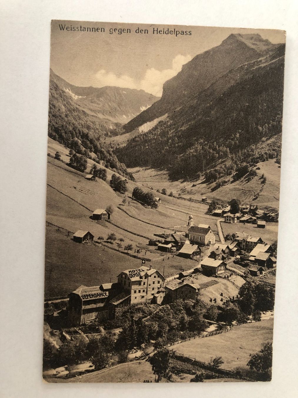 Cartes postales: Weisstannen gegen den Heidelpass – D'occasion à Pfäffikon ZH par Waltoversand