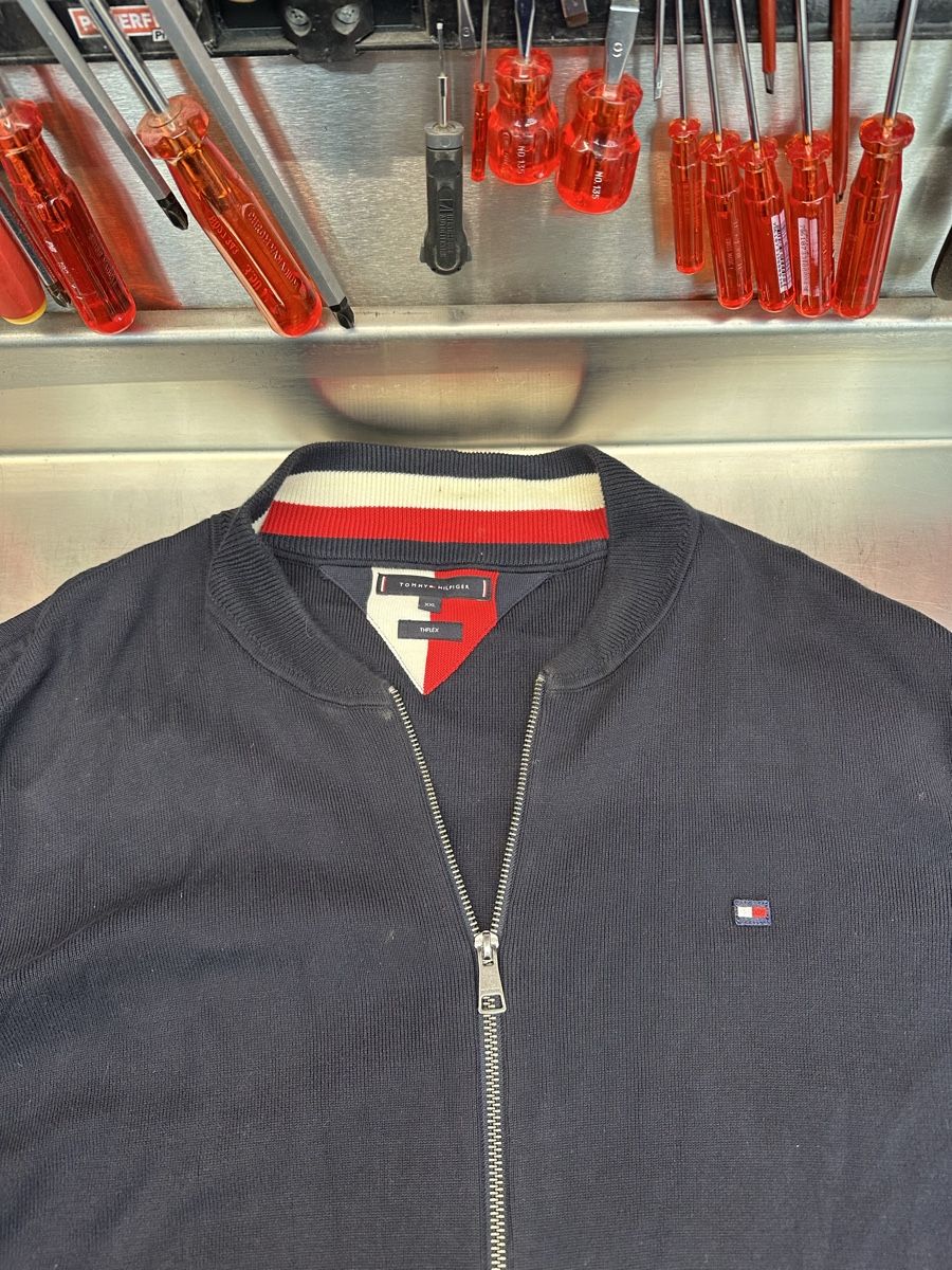 Tommy Hilfiger Maglioni & Felpe: Tommy Hilfiger Strickjacke blau – Usato da Schwende venduto da weesli 1