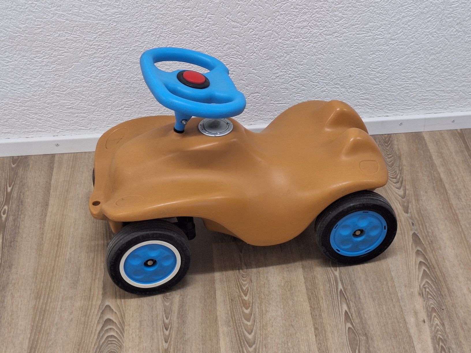 Véhicules pour enfants: Kinder Rutschauto  – D'occasion à Grüt (Gossau ZH) par wisdomio7