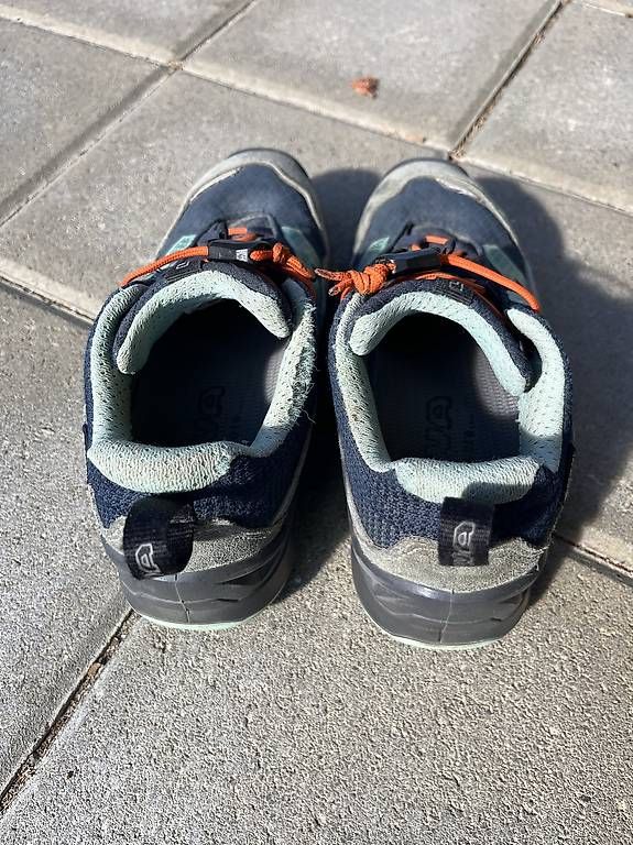 Scarpe per ragazzi: Lowa Wanderschuhe 32 – Usato da Uetendorf venduto da EMorf 1