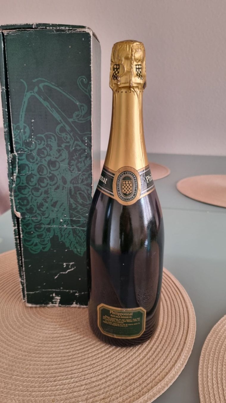 Vino: Champagne Philipponnat Royale Réserve Brut, 1998 – Usato da Zürich venduto da nic_rg9y 1