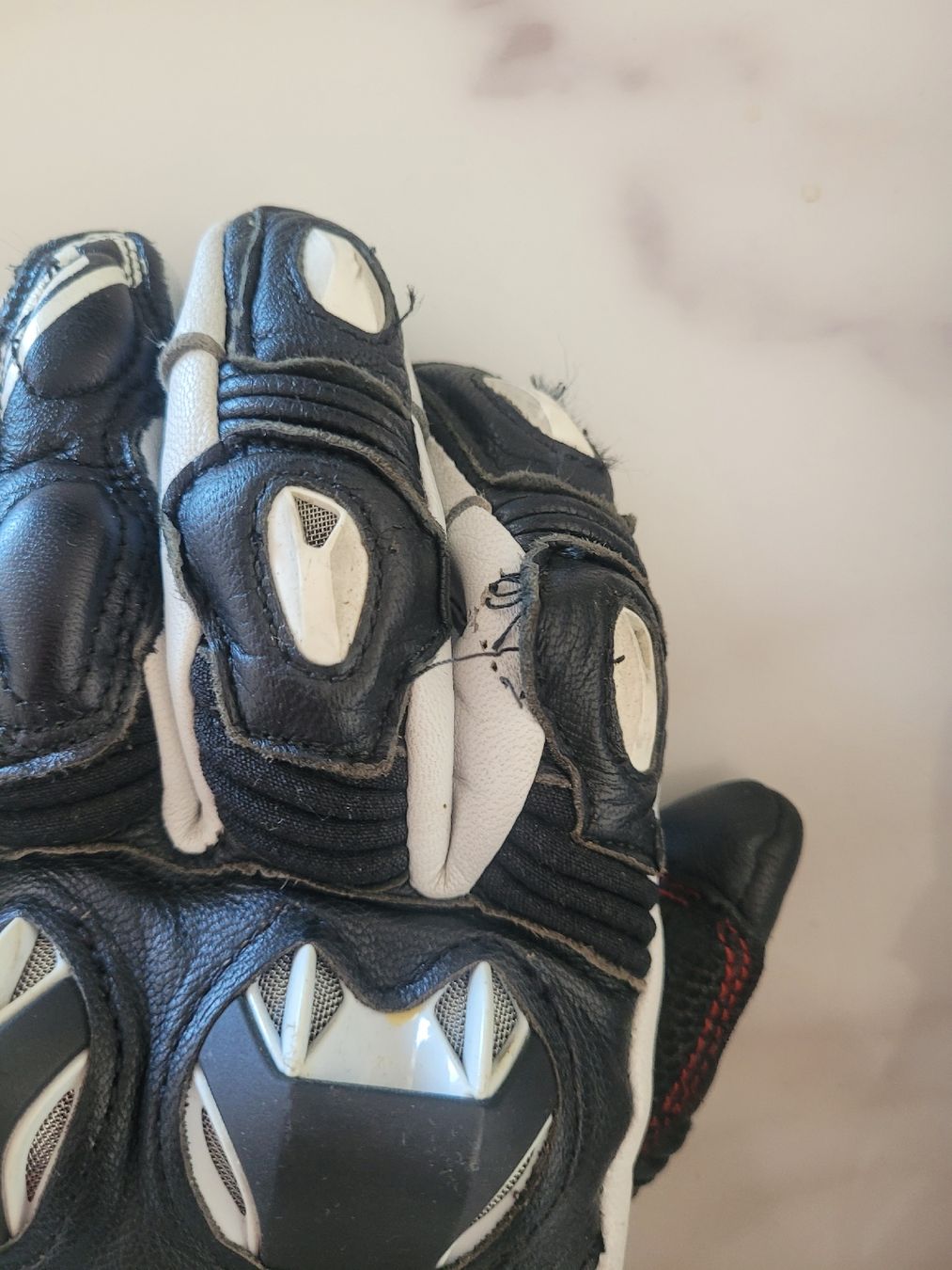 Altri accessori da uomo: FIVE RFX1 Motorradhandschuhe Leder Grösse M - Herren – Usato da Beinwil am See venduto da dca_vg5p 4