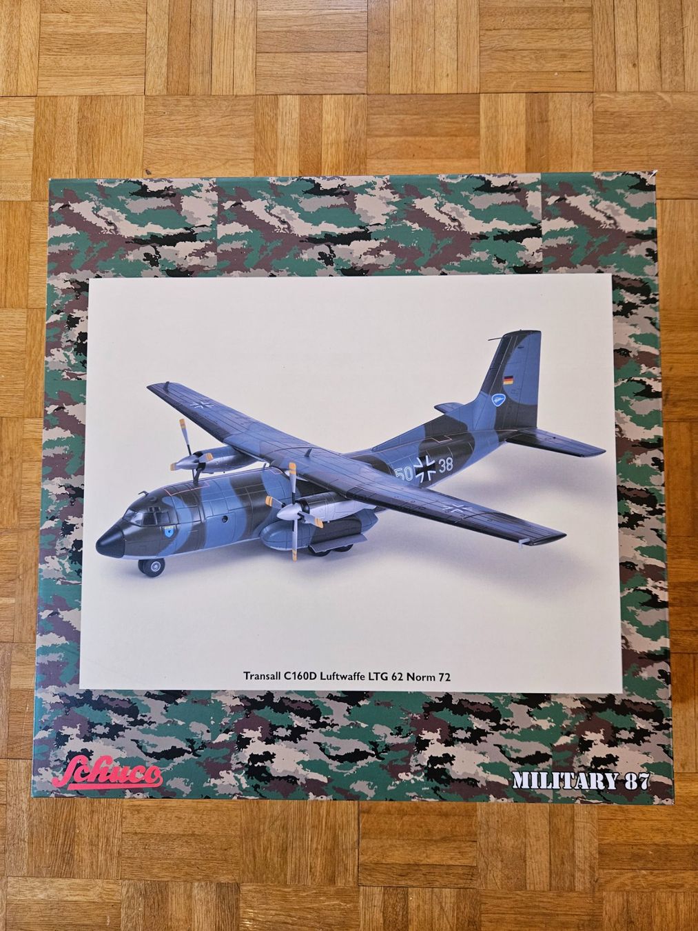 Schuco Kit di modellismo & Modellini statici: Transall C160 D Luftwaffe LTG62 – Nuovo e nell'imballaggio originale da Birsfelden venduto da Fireball58