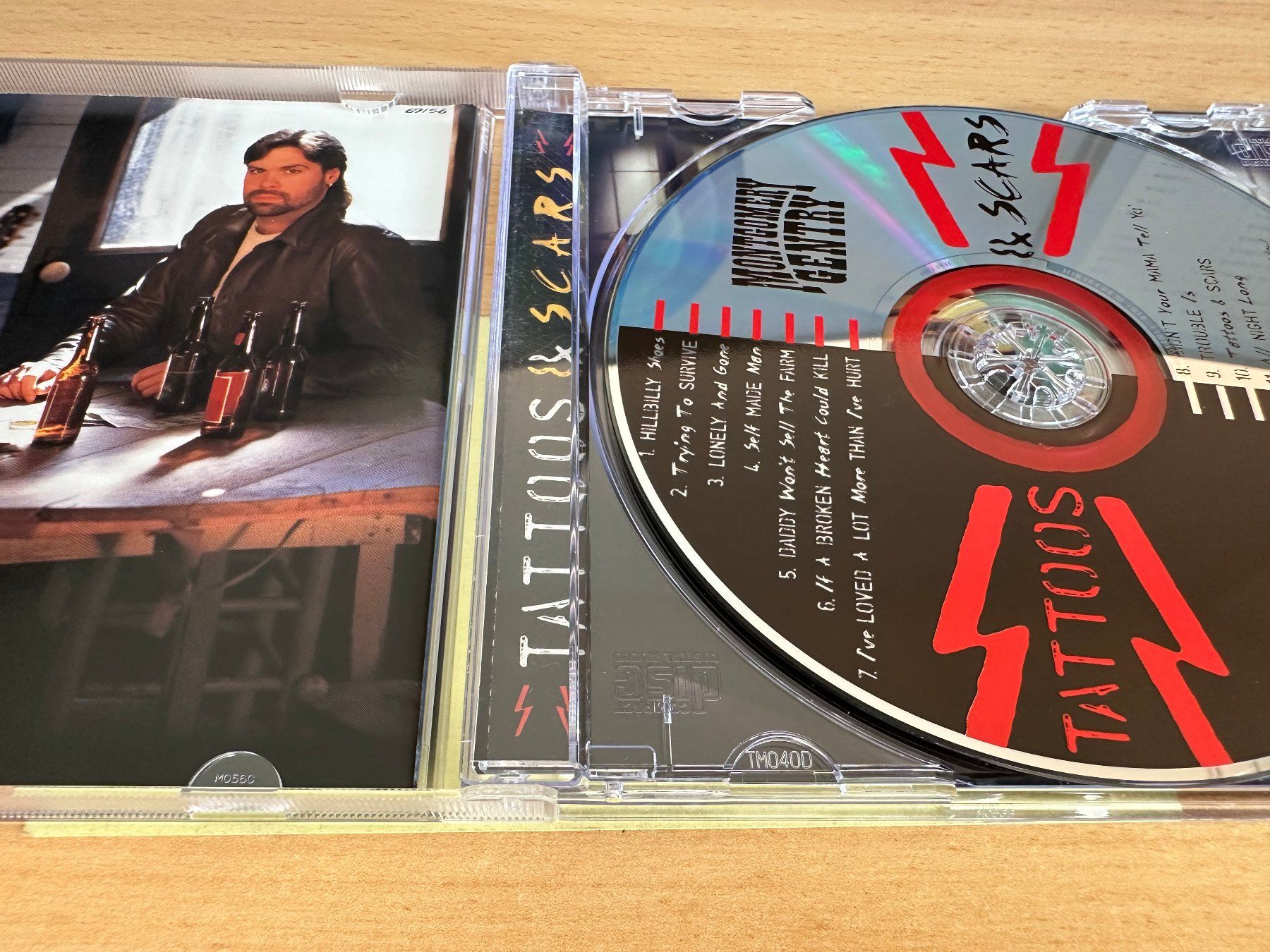 CDs: Montgomery Gentry – Tattoos & Scars – Gebraucht aus Rikon im Tösstal von Alpenmutz 2