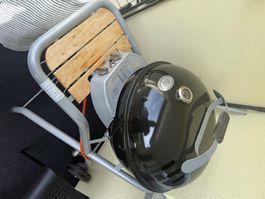 Gasgrill Outdoorchef schwarz mit Holzablage gebraucht
