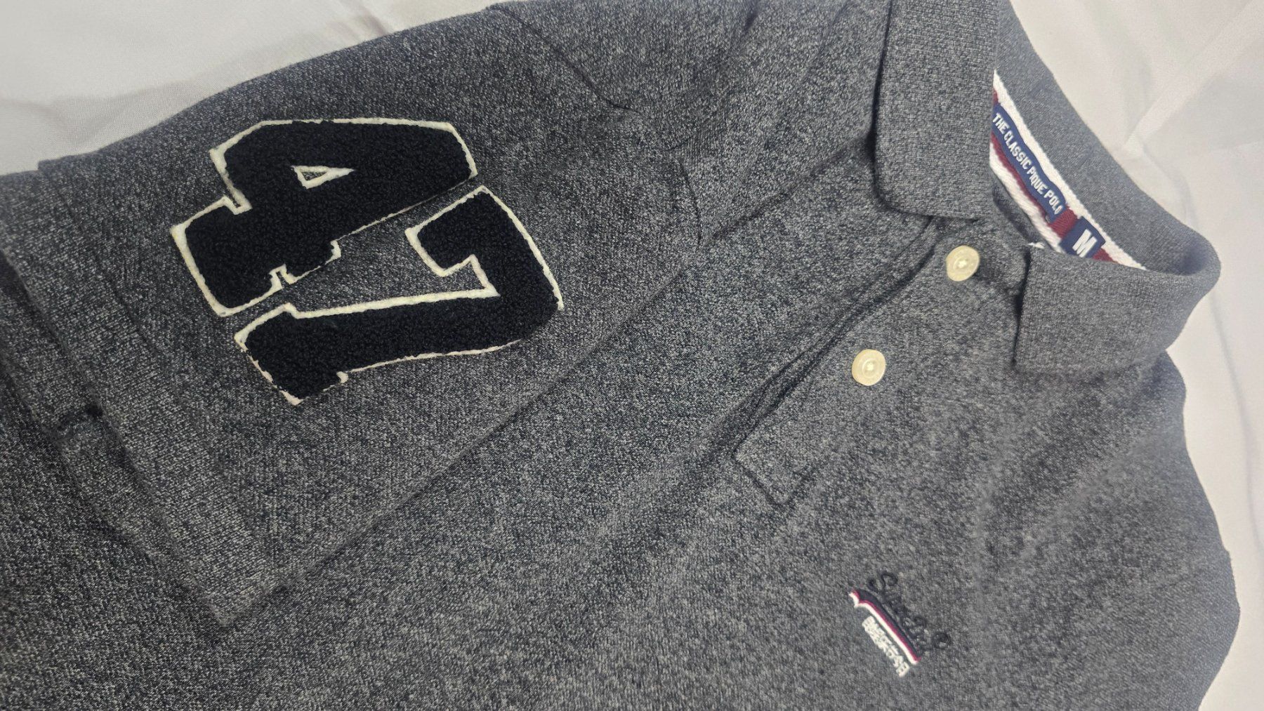 Superdry Magliette Polo: 2x Polo Shirts von Superdry Grösse M/S – Usato da Löhningen venduto da Sanmyk 4