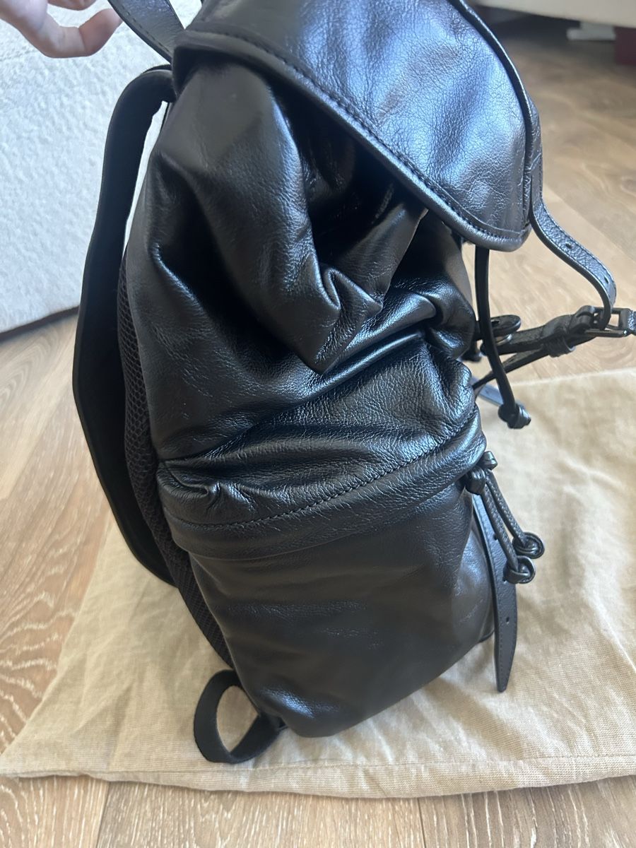 Gucci Zaini: Schwarze Gucci Leder Rucksack mit GG Details – Nuovo e nell'imballaggio originale da Zürich venduto da nin_mk8s 2