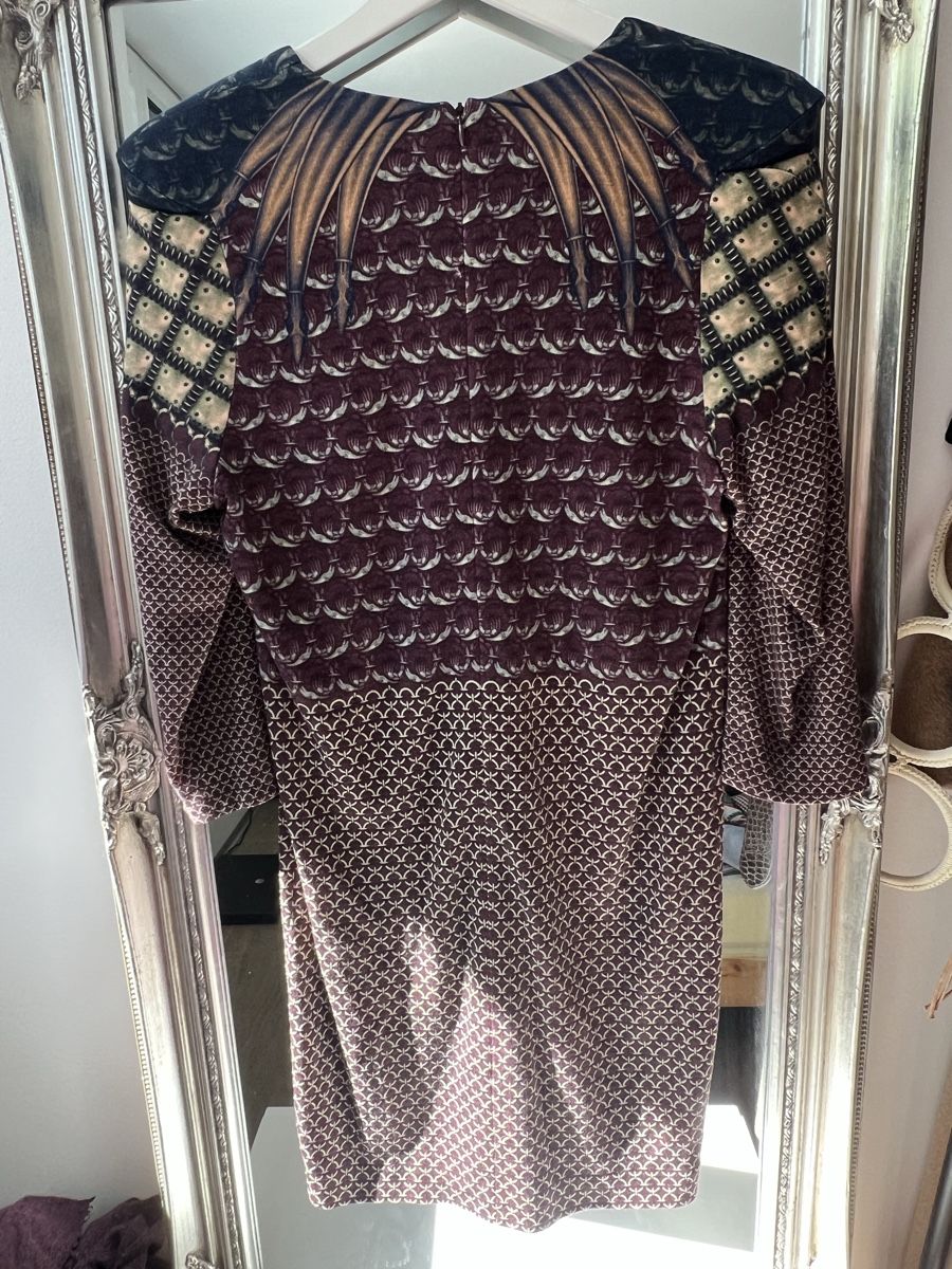 Kleider: Damenkleid mit Pferdeprint Grösse M – Gebraucht aus Wila von melanierohner 1