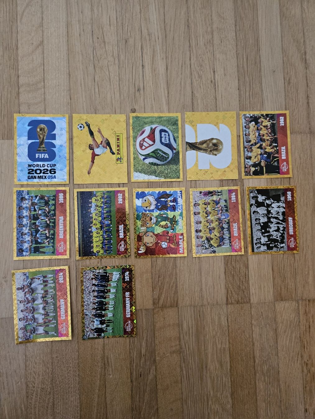 Panini Carte collezionabili: 12 FWC Paninis zur WM 2026 – Nuovo (secondo la descrizione) da Zug venduto da AlinaSpeck85