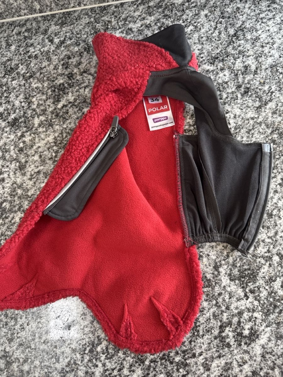 Abbigliamento: Jumppa pomppa – Nuovo (secondo la descrizione) da Brüttisellen venduto da Ludley 1