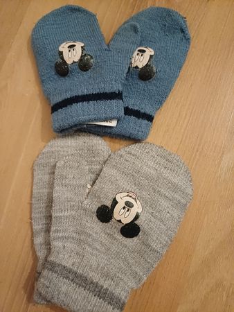 2x Fäustlinge mit Mickey Mouse Motiv