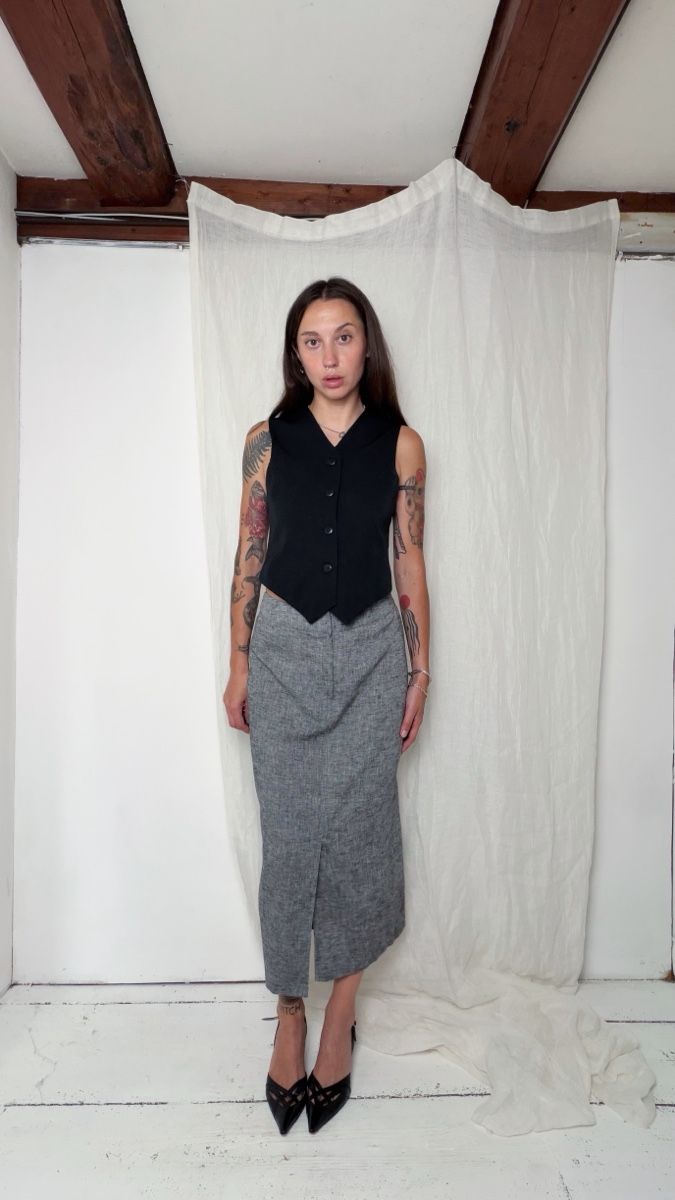 Gilet & Giacche senza maniche: Vintage wool Black button up vest – Usato da Knonau venduto da Grapesvintage 1