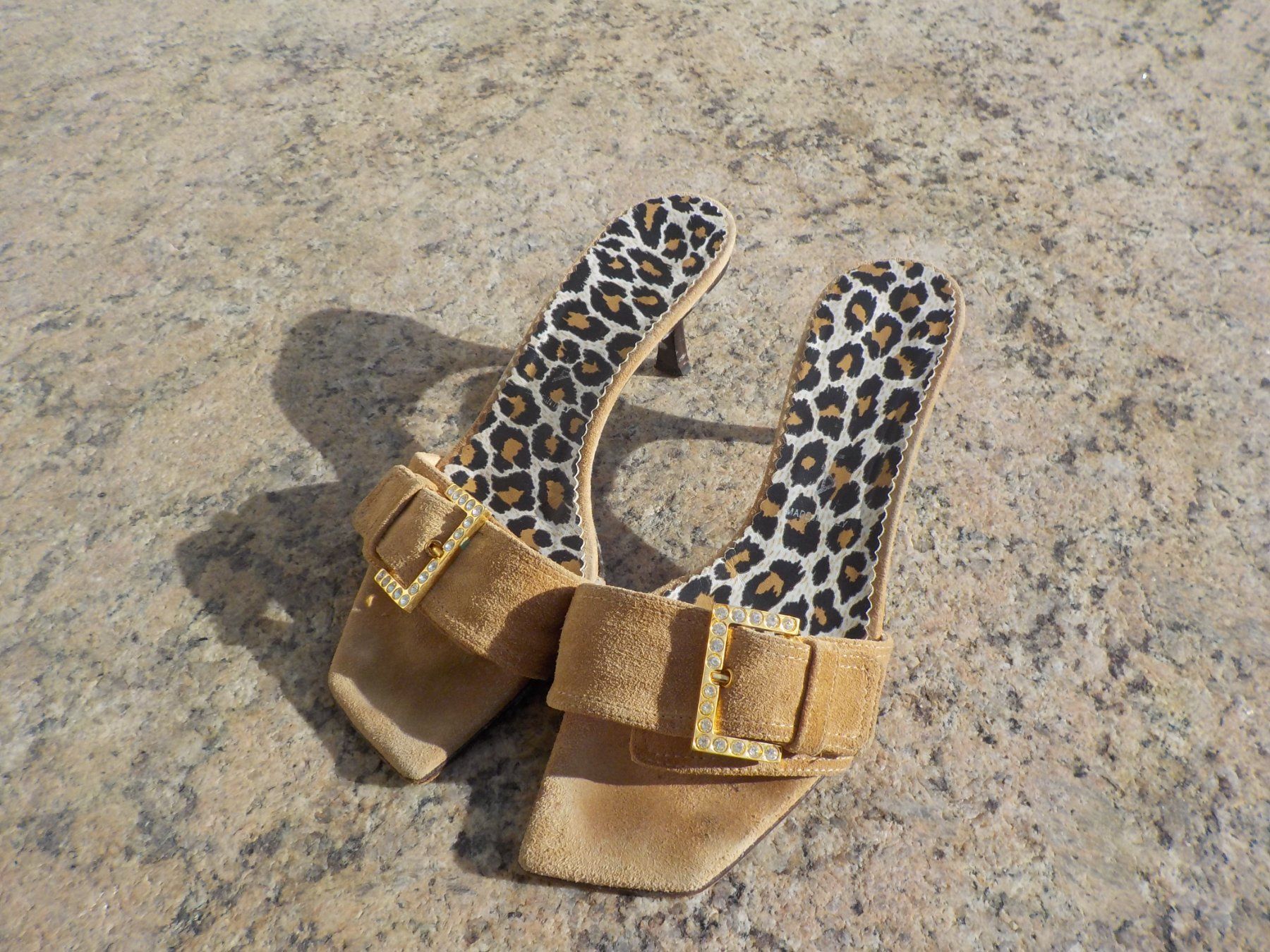 Scarpe da donna: Sandalen Vintage 1990er Wildleder – Usato da Mörschwil venduto da wunderkiste44 1