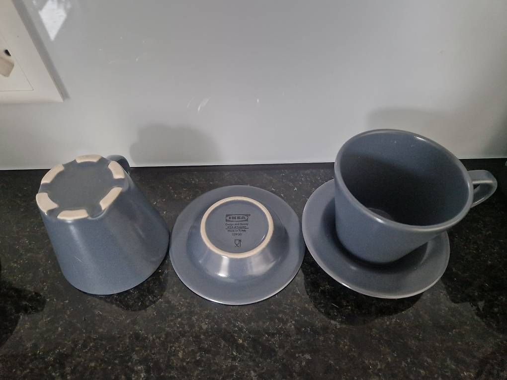 Tasses: Kaffeetassen inkl. Unterteller – D'occasion à Rickenbach b. Wil par steinsel 1