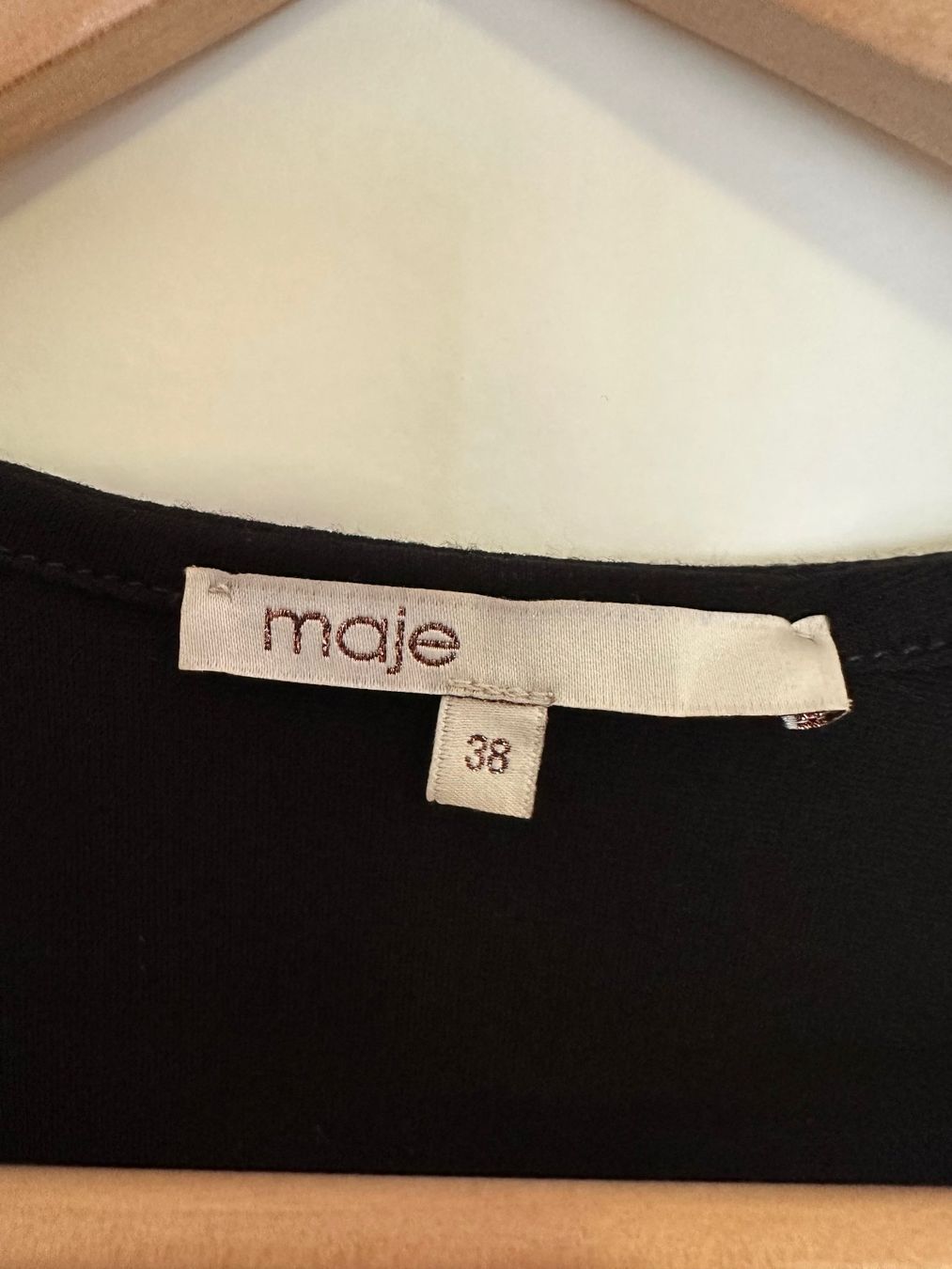 Maje Kleider: Robe en cuir d'agneau Maje – Gebraucht aus Biel/Bienne von cap_krs5 1