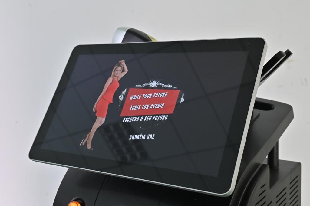 Epilatori: Professional Hair Removal Laser Diode Device – Nuovo e nell'imballaggio originale da La Chaux-de-Fonds venduto da Write-your-future