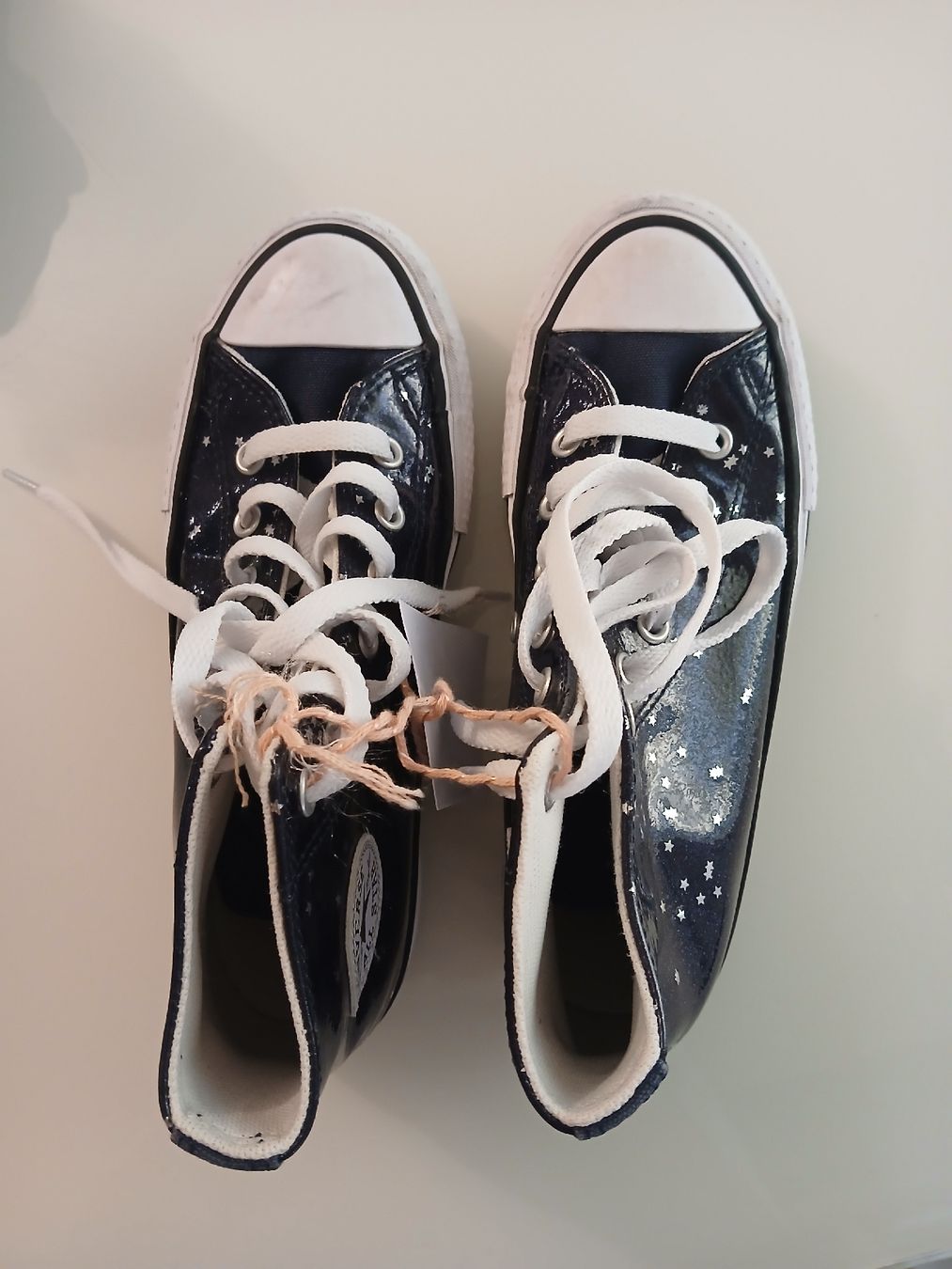 Converse Scarpe per ragazzi: Converse violettes étoiles – Usato da Paudex venduto da sss_m9wq