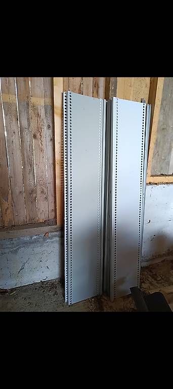 Scaffali: Gestell / Regal – Usato da Hauptwil venduto da ford3910 2