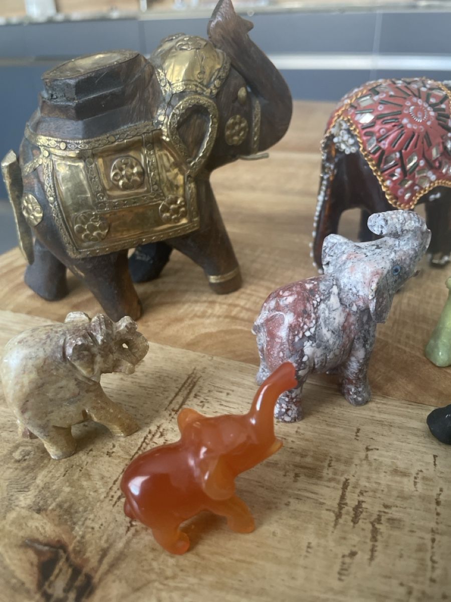Figuren: Elefanten – Gebraucht aus Laufen von bia_7vr6 2