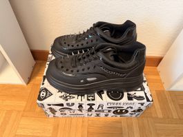 Koi Footwear Sneaker Plateau neuwertiger  Zustand Gr.43 Sz 9