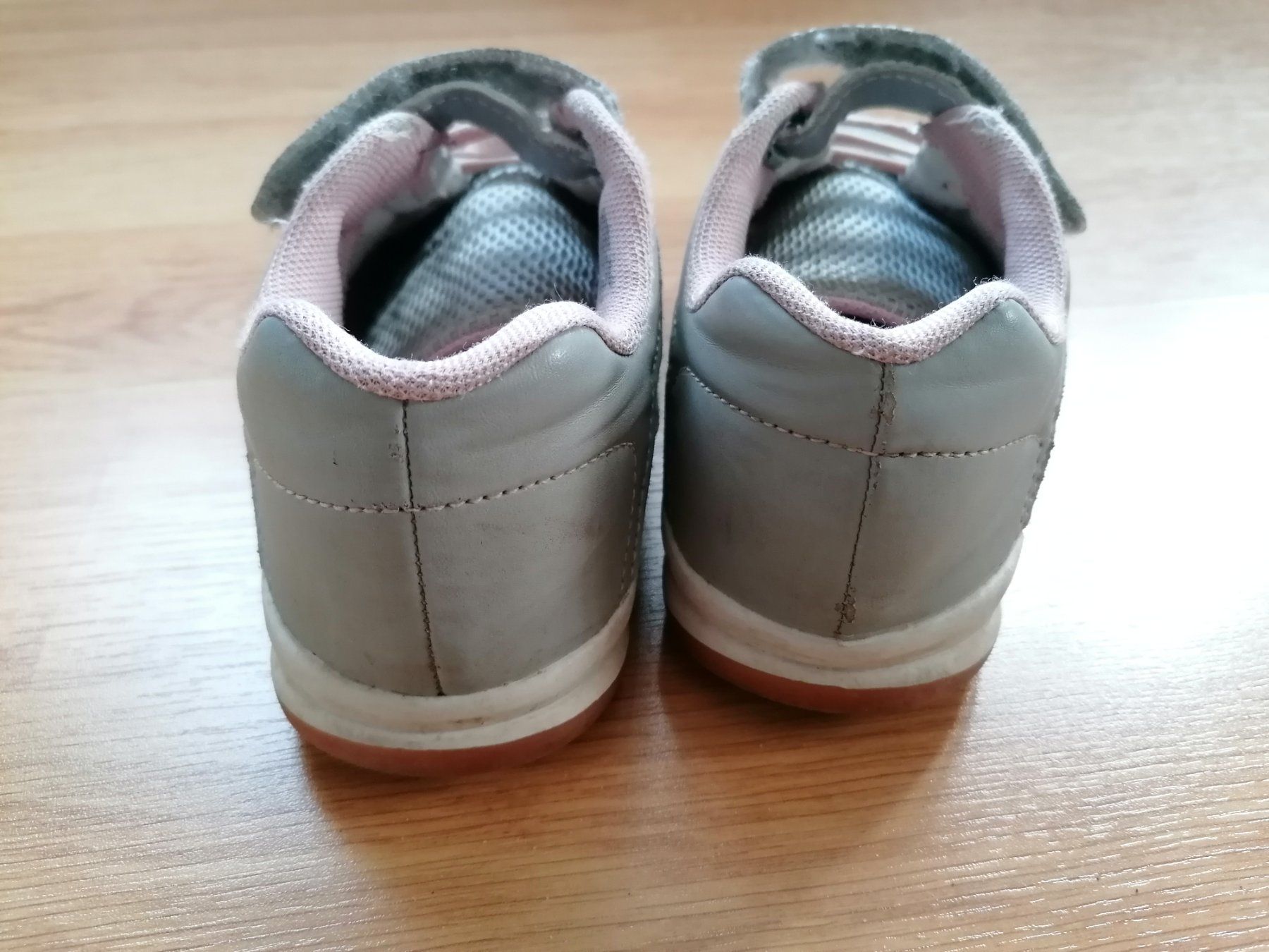 Chaussures filles: Turnschuhe Gr. 30 – D'occasion à Büttikon AG par Amineah 6
