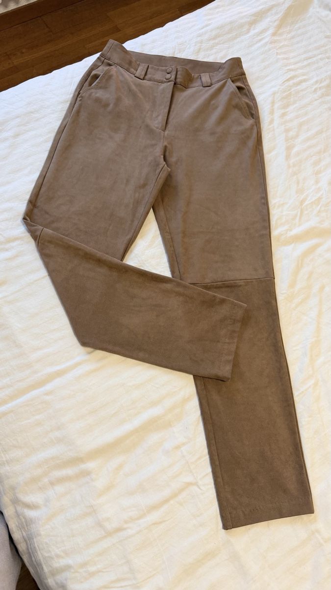 Manor Pantaloni: Manor Hose Gr. S / 36 Wildleder-Optik – Nuovo (secondo la descrizione) da Bonstetten venduto da AngelaF23