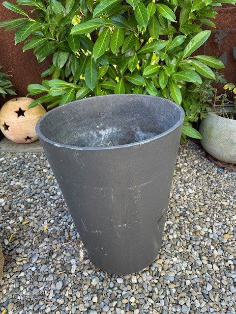 Vasi per fiori: gRoSSeR In/OutdOOr ToPF – Usato da Winkel venduto da zeho