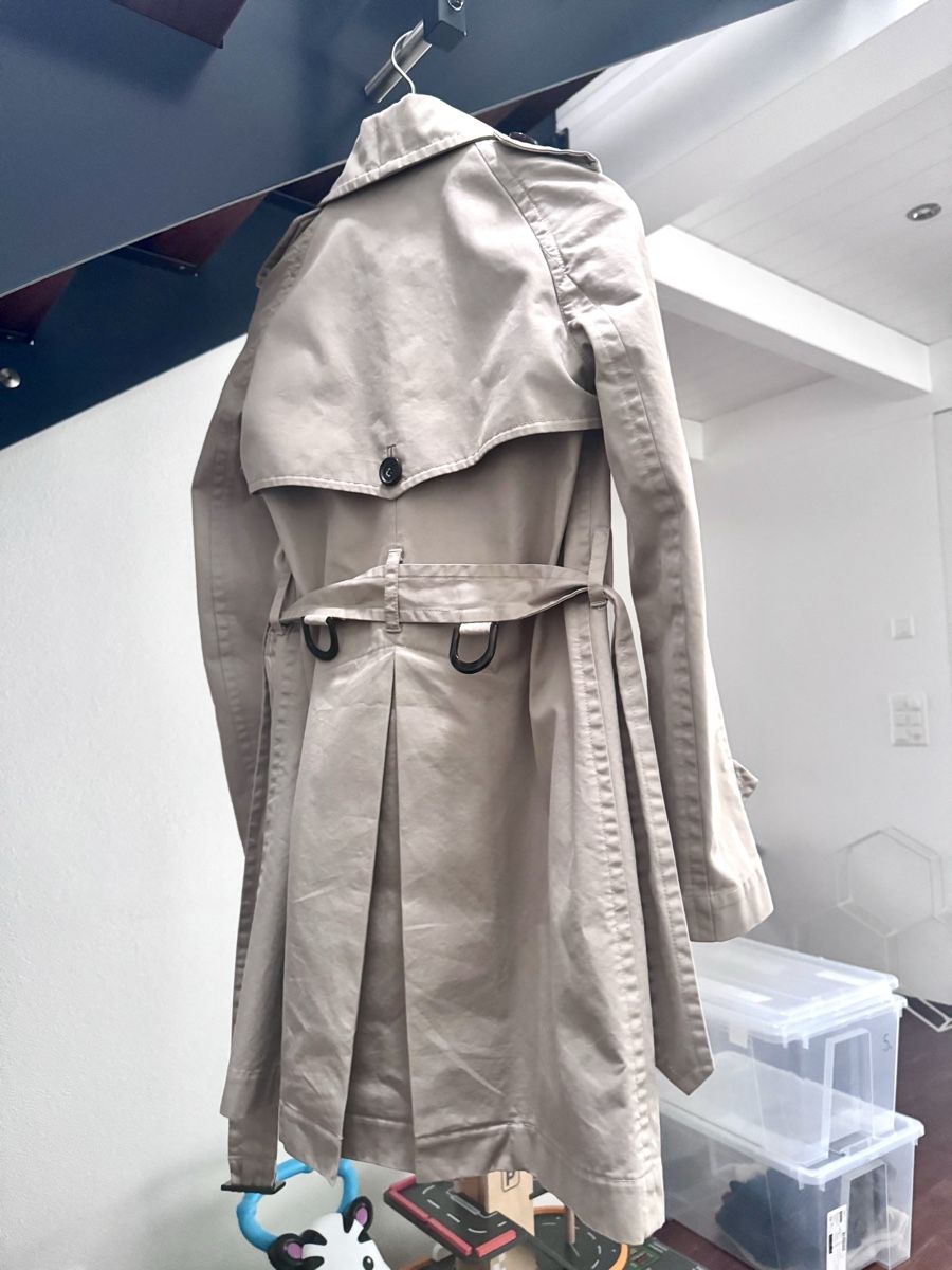 Dsquared2 Cappotti: DSQUARED2 Trenchcoat – Nuovo (secondo la descrizione) da Luzern venduto da raquel.m 1