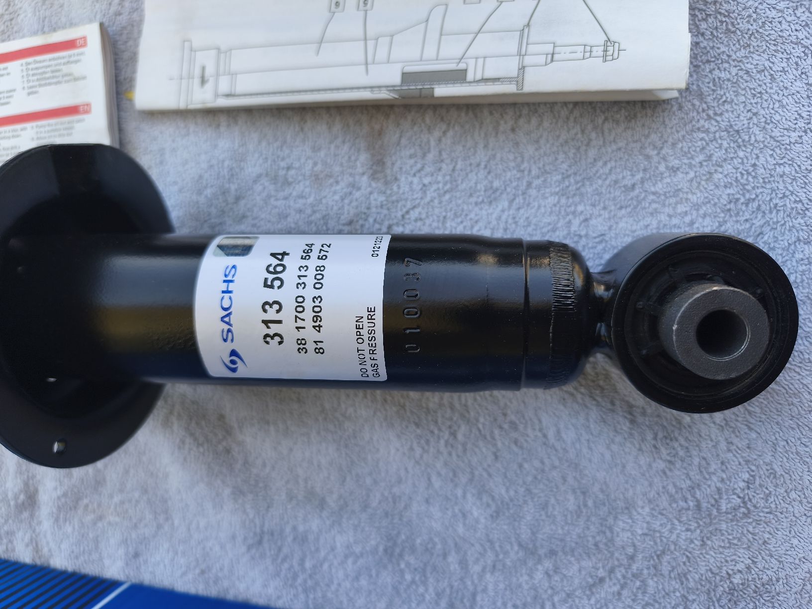 Tutti pezzi di ricambio auto: Stossdämpfer Sachs NEU 2 Stk. – Nuovo e nell'imballaggio originale da Recherswil venduto da Sruscha58 3