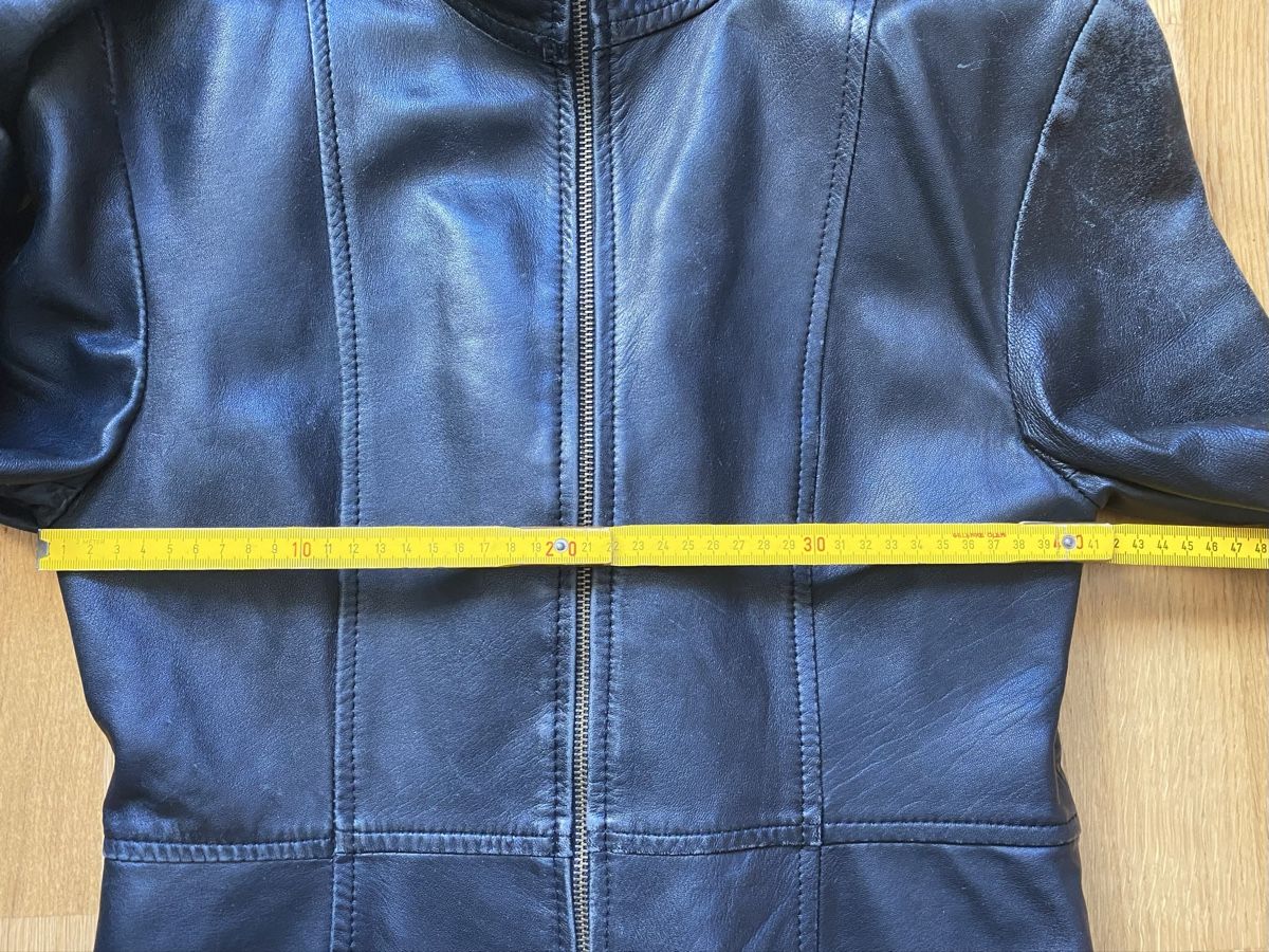 Giacche: Lederjacke Gr. S/M – Usato da Zuerich venduto da Isabelle 3