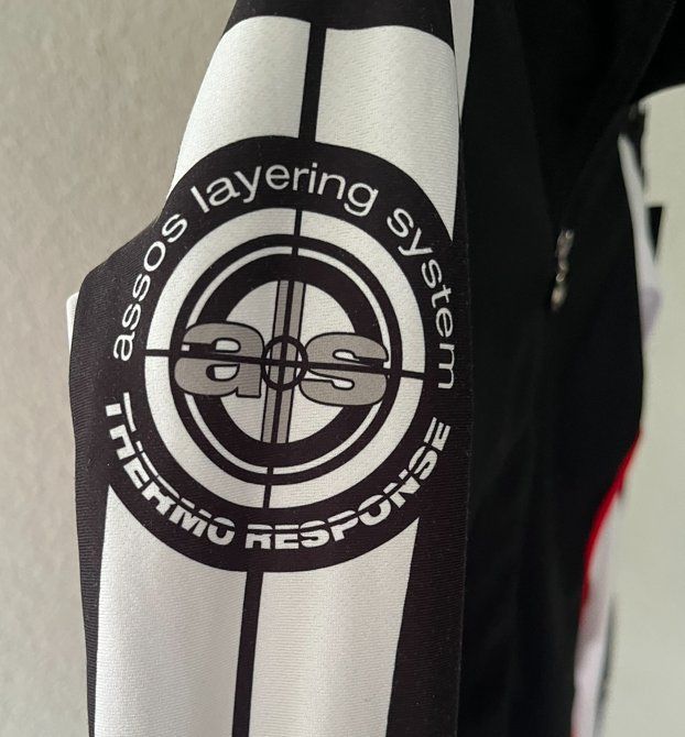 Assos Giacche: Assos iJ.intermediate_s7 Radjacke – Usato da Meilen venduto da Collinsdegock 7