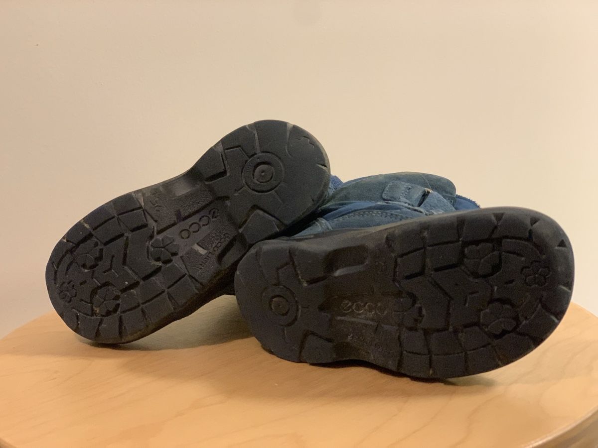 Ecco Scarpe per ragazzi: Ecco Winterstiefel Gr. 25 – Usato da Rickenbach Sulz venduto da Aurelina 2