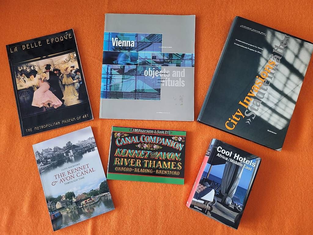 Libri: Design, Cities & Canals : A Collector's Bundle – Usato da Luzern venduto da Camil2000