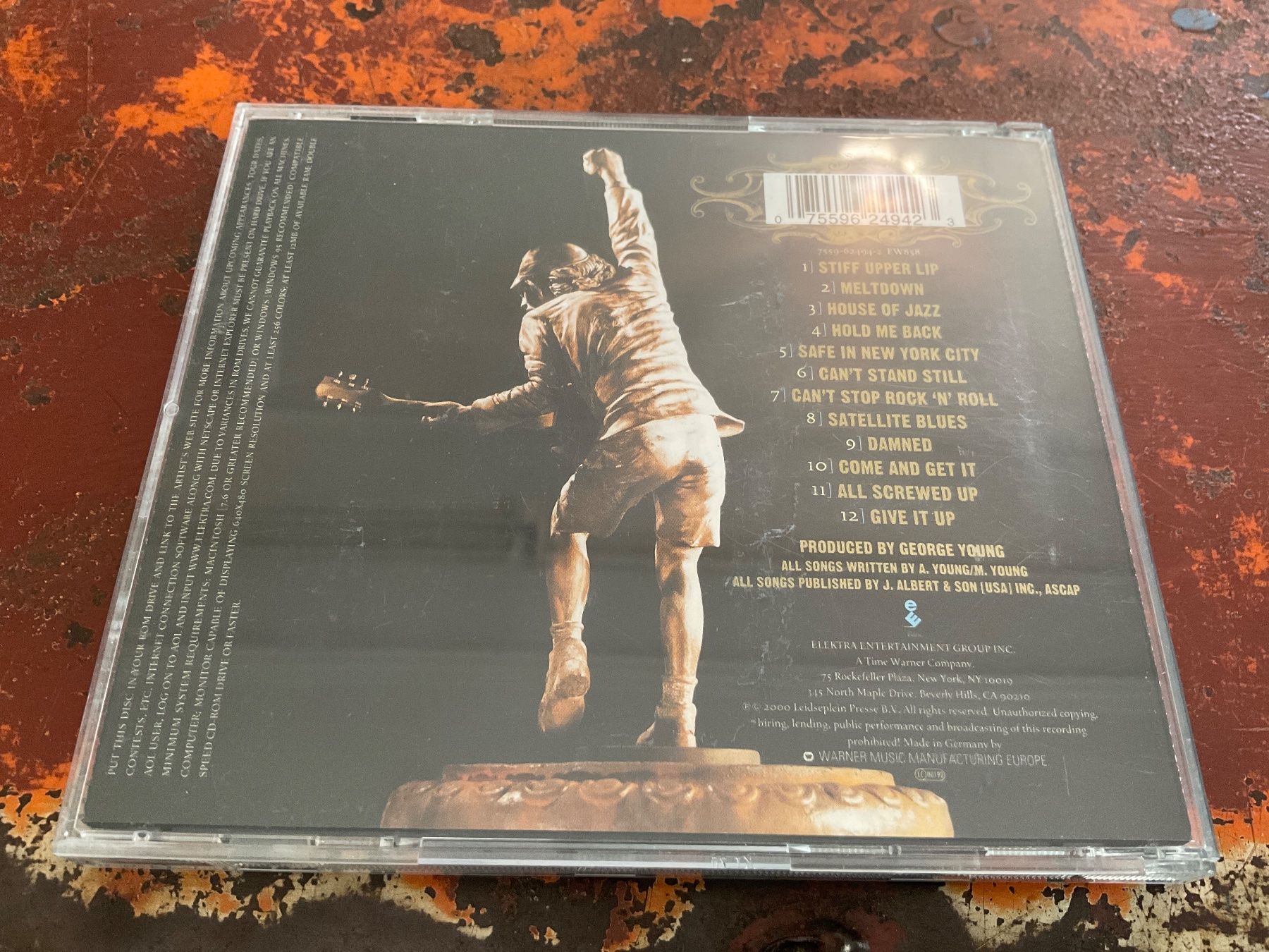 CD: AC/DC Stiff upper lift CD – Usato da Delémont venduto da vinylfreak01 1