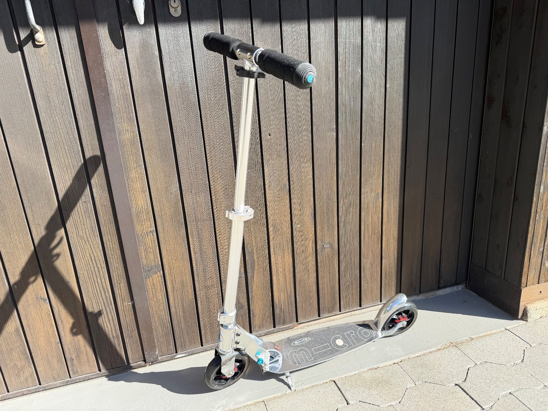 Micro Kickboard: Micro Scooter silber ungebraucht – Gebraucht aus Ebmatingen von Bazoka-Joe