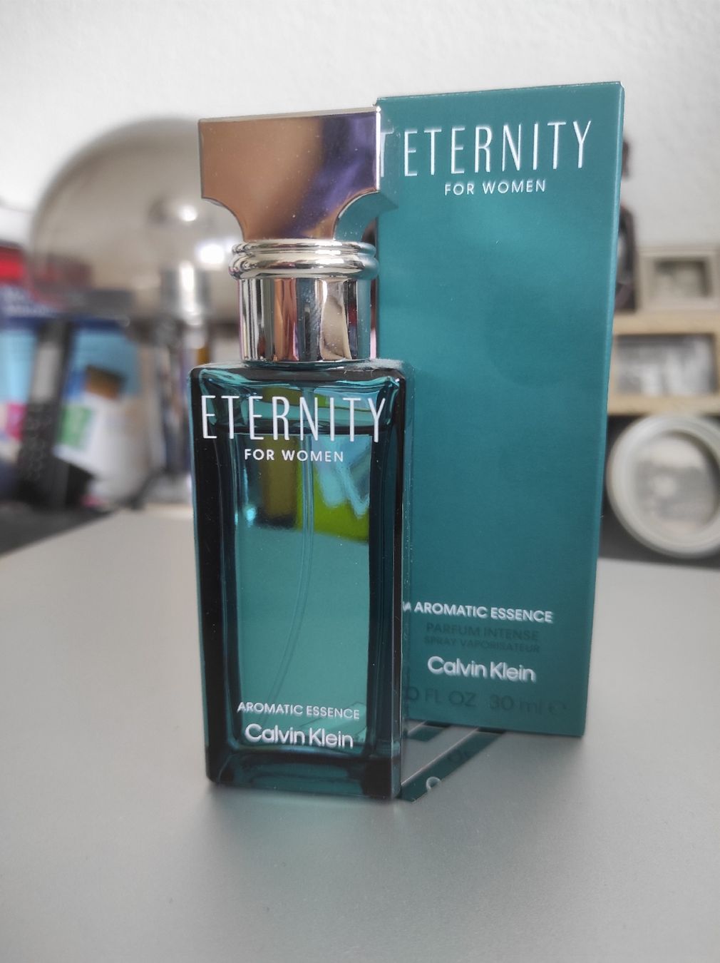 Calvin Klein Profumi & Eau de Toilette: Eternity Aromatic Essence 30ml Calvin Klein – Usato da Baden venduto da zuppel