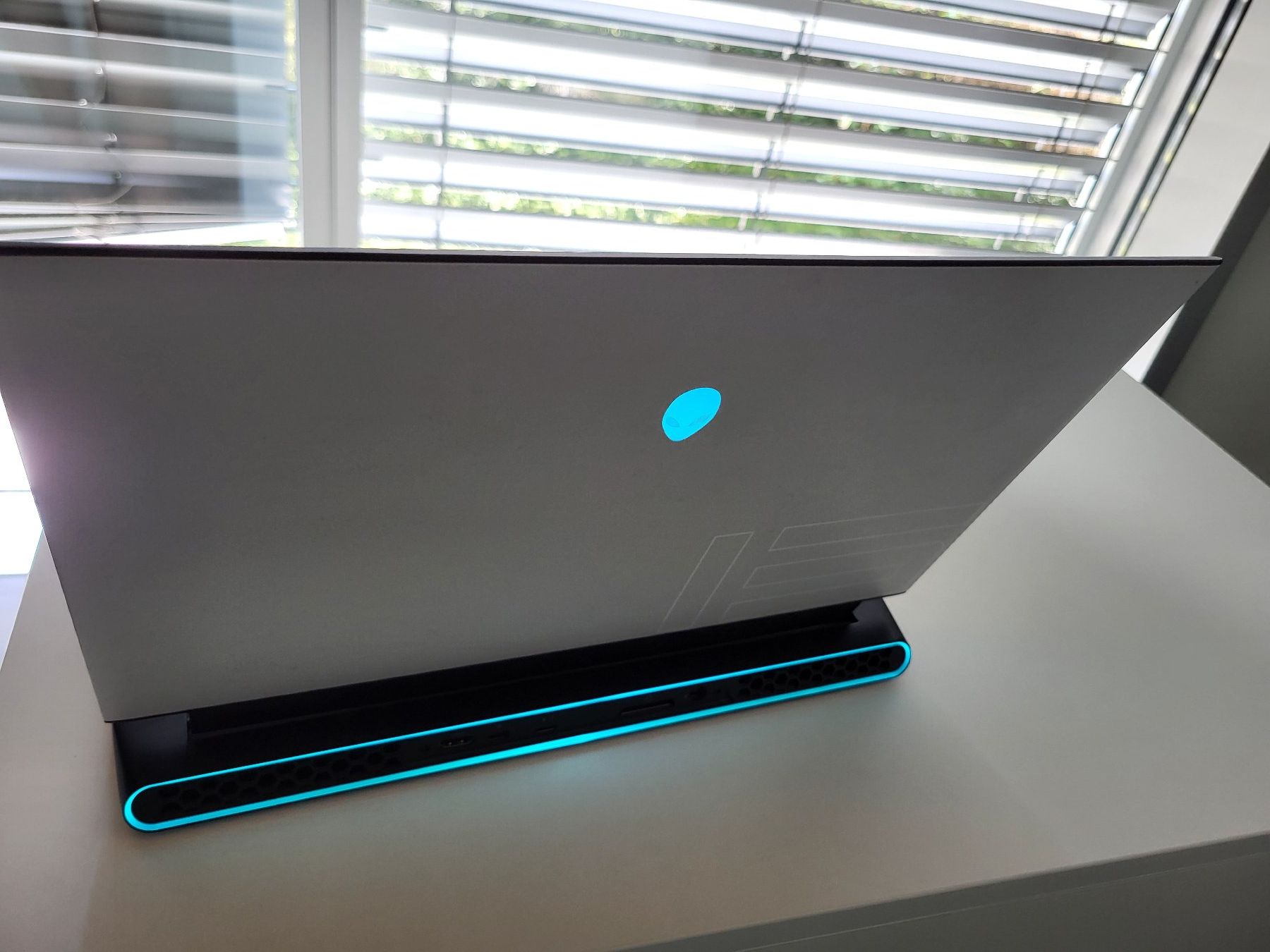 Alienware Notebook: Alienware M15 R4 with RTX 3070 – Usato da Zürich venduto da atr_j59c 4