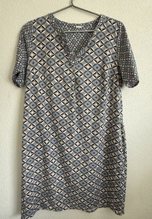 Damen Kleid gemustert kurzarm Grösse 38 guter Zustand