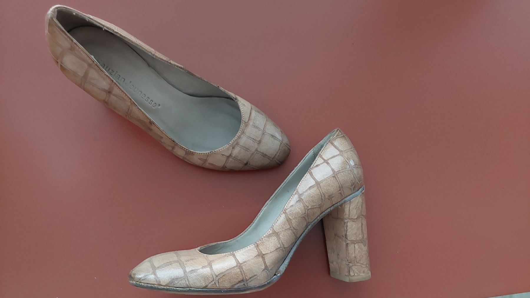 Damenschuhe: Damen Pumps – Neu (gemäss Beschreibung) aus Zürich von bue_5vyj 1