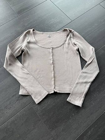 BRANDY MELVILLE Shirt / Pulli