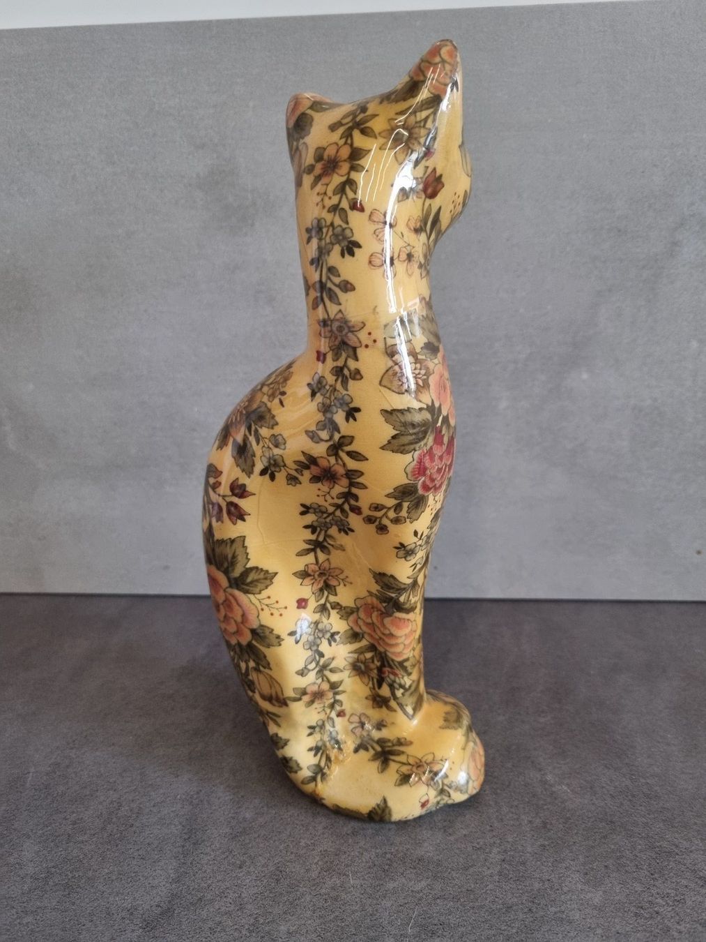 Statuette: Blumen-Katze Patchwork aus Keramik, Höhe 27 cm – Usato da Lenzburg venduto da freedomky 1