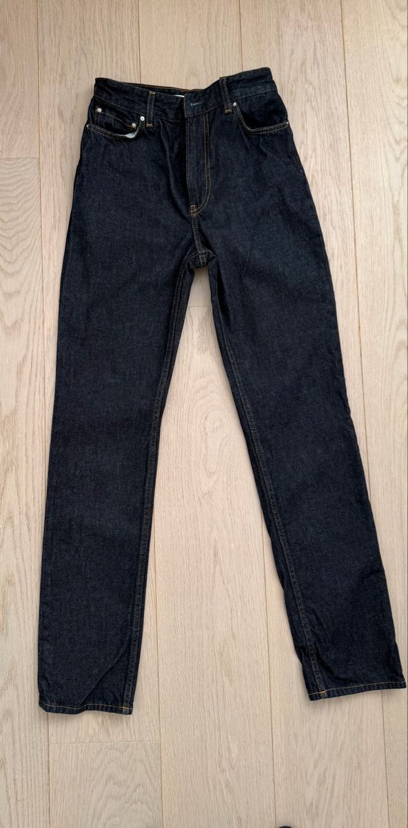 Totême Jeans: Toteme Jeans slim 26/32 – Nuovo (secondo la descrizione) da Brig venduto da Zuckerfee13