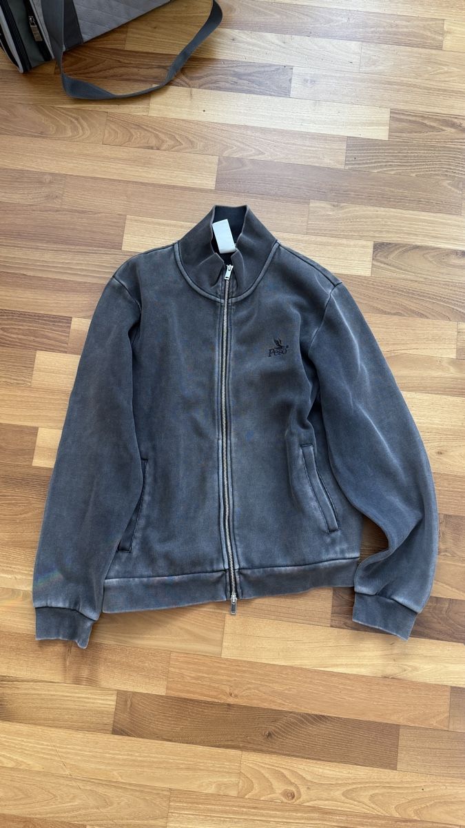 Pesoclo Maglioni & Felpe: Peso Knit Jacket Grau – Usato da Horgen venduto da Aron.zh 3