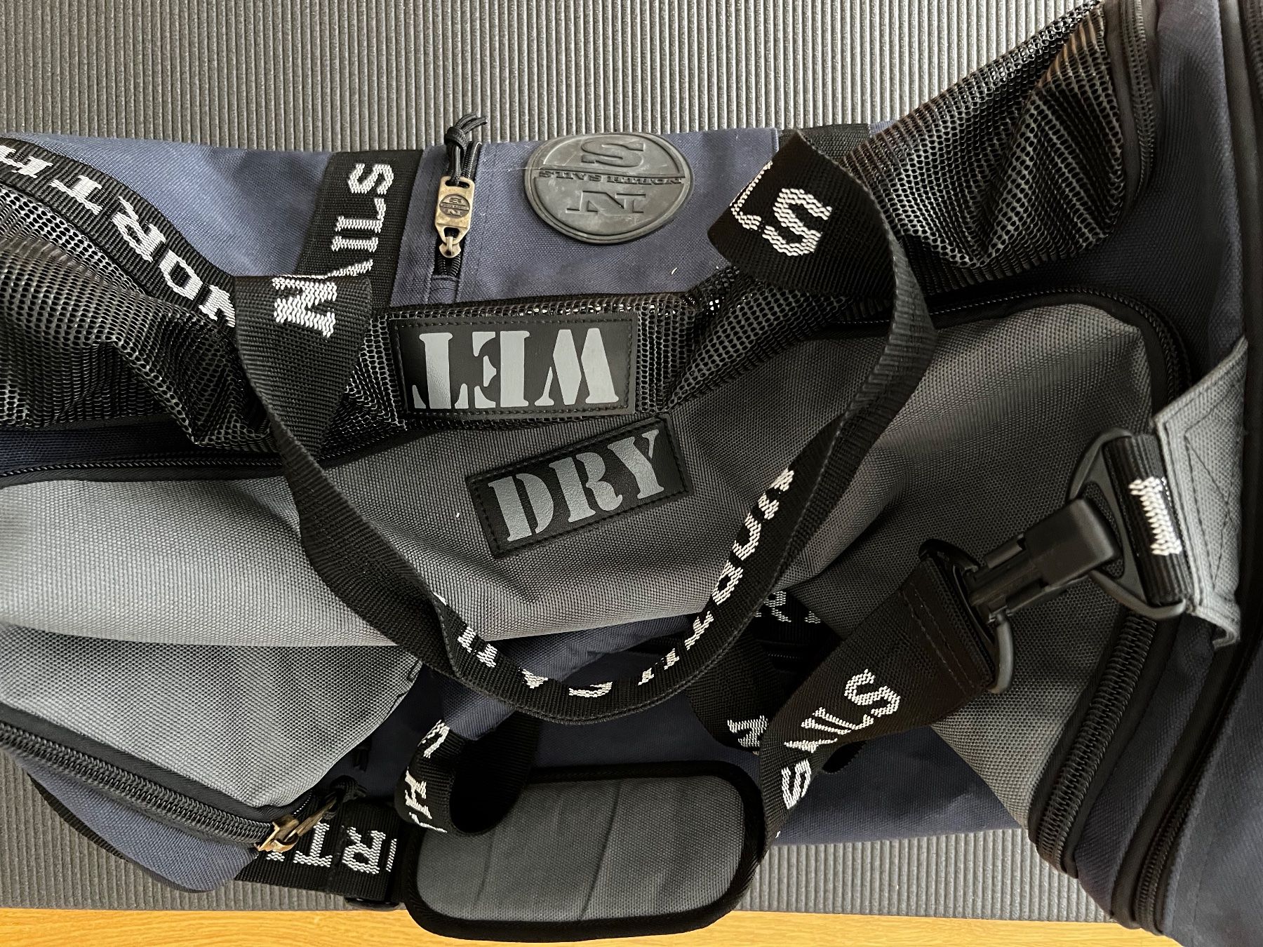 Taschen: Duffle Bag North Sails 60 Liter – Gebraucht aus Bäch SZ von Pitstopp