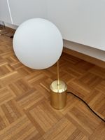 La Redoute Intérieurs Tischlampe Moricio gold opalglas