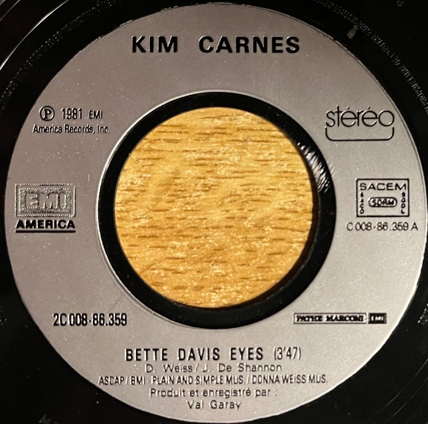 Dischi in vinile: KIM CARNES - BETTE DAVIS EYES – Usato da Bussigny venduto da vinyl-pas-cher 2