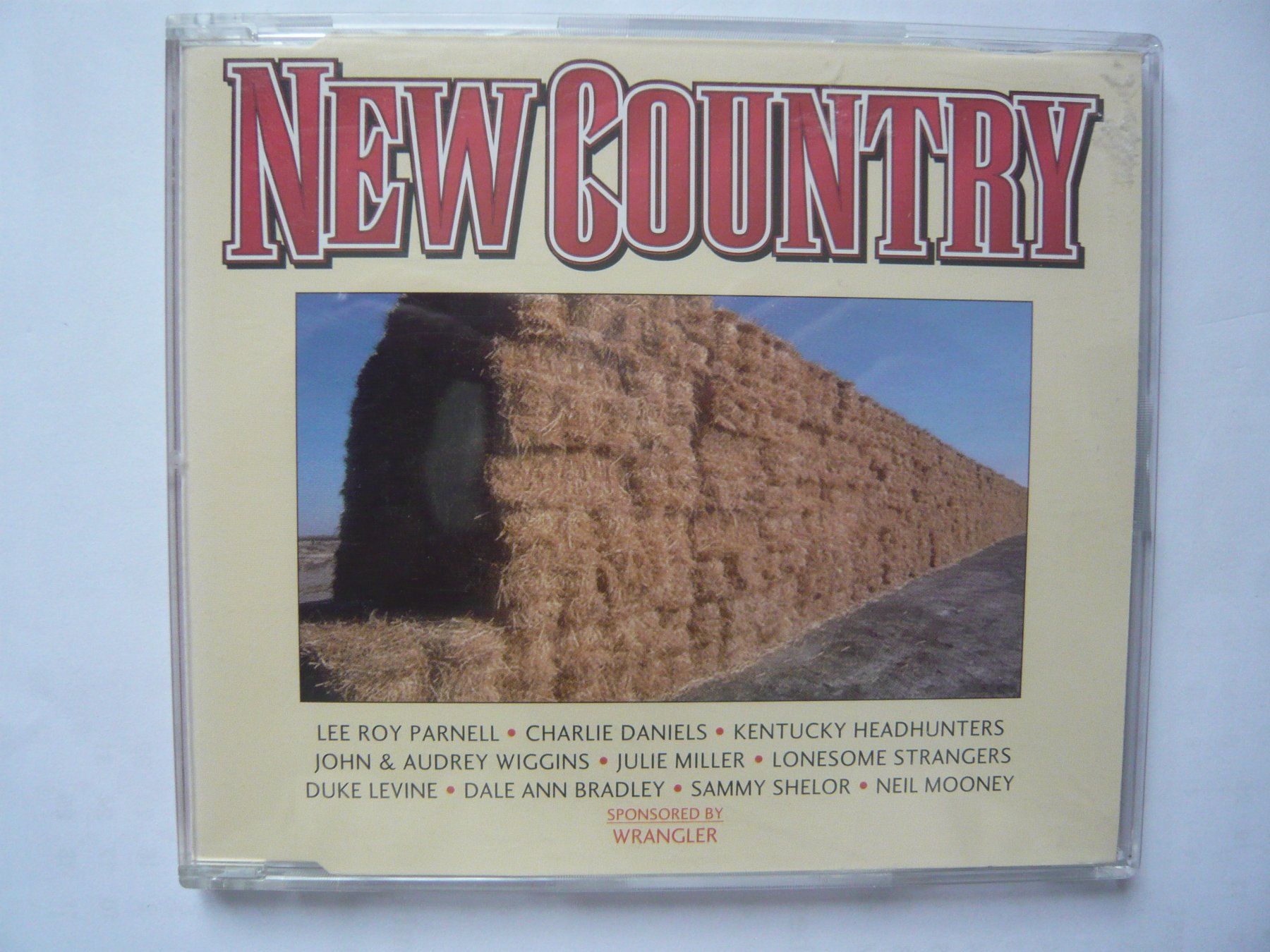 CD: 2CD VARIOUS NEW COUNTRY COLLECTION – Usato da Winterthur venduto da Cajun 2